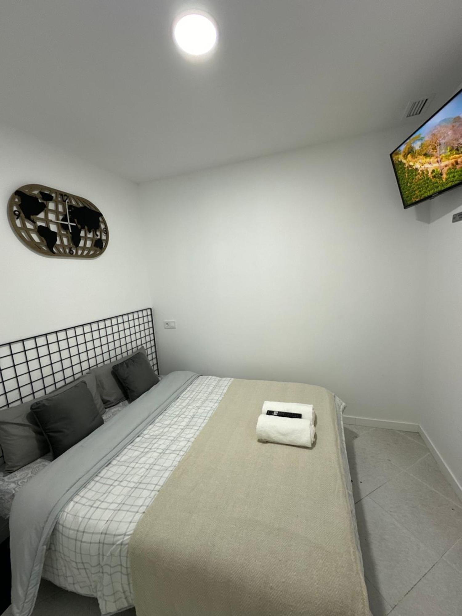 Rooms Mediavilla Madryt Zewnętrze zdjęcie