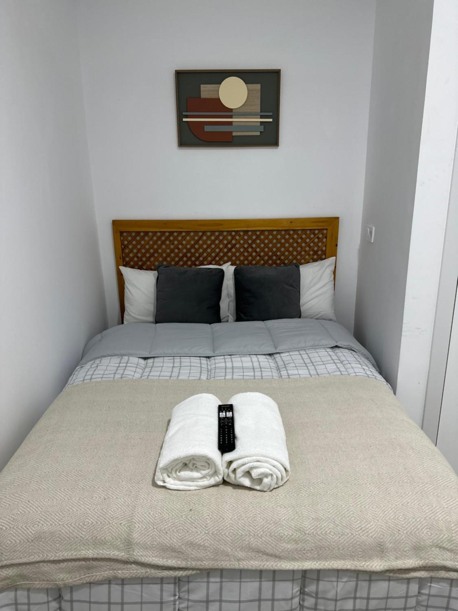 Rooms Mediavilla Madryt Zewnętrze zdjęcie